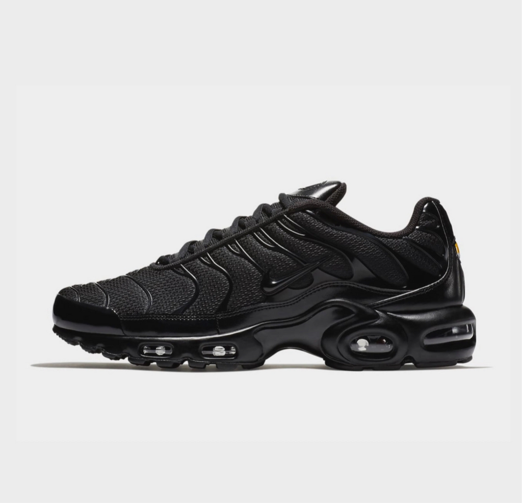 NIKE AIR MAX PLUS TN - BLACK