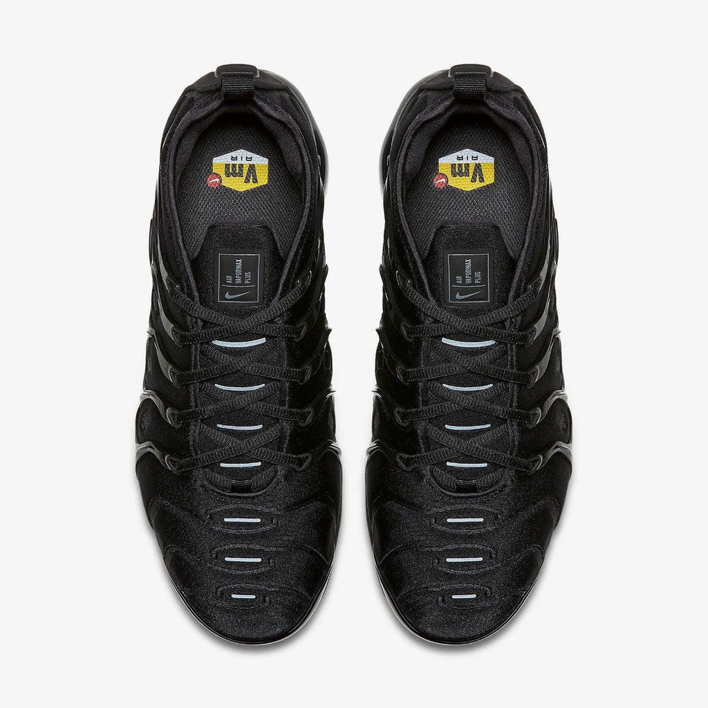 NIKE AIR VAPORMAX PLUS TOTAL BLACK