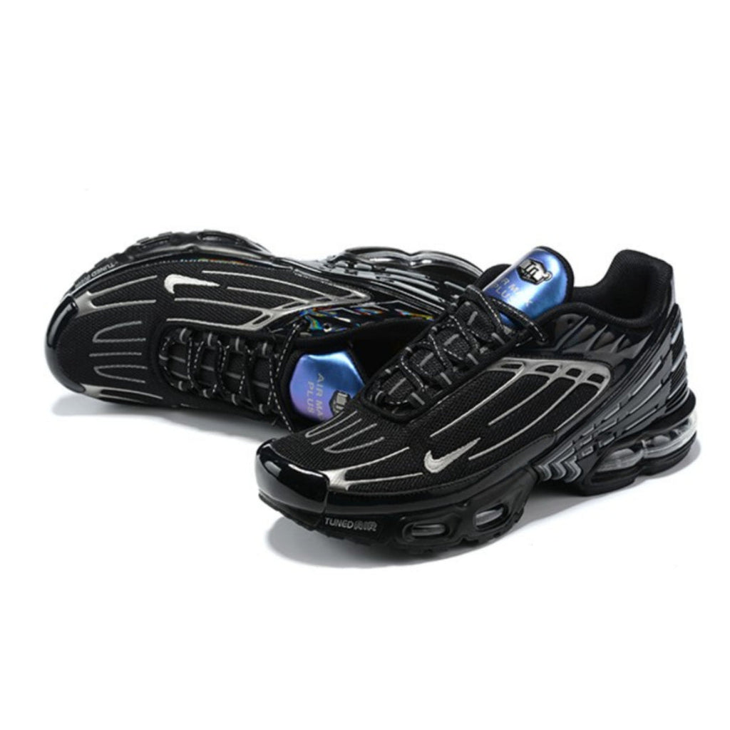 NIKE AIR MAX PLUS 3 BLACK IRIDESCENT