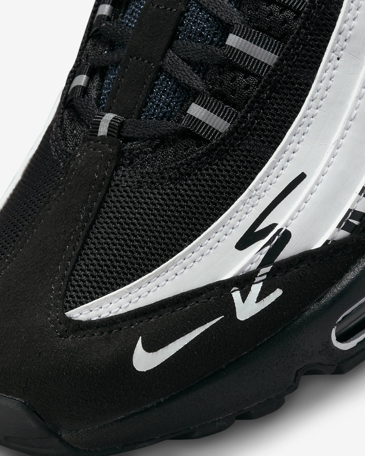 NIKE AIR MAX 95 “FUTURE MOVEMENT”